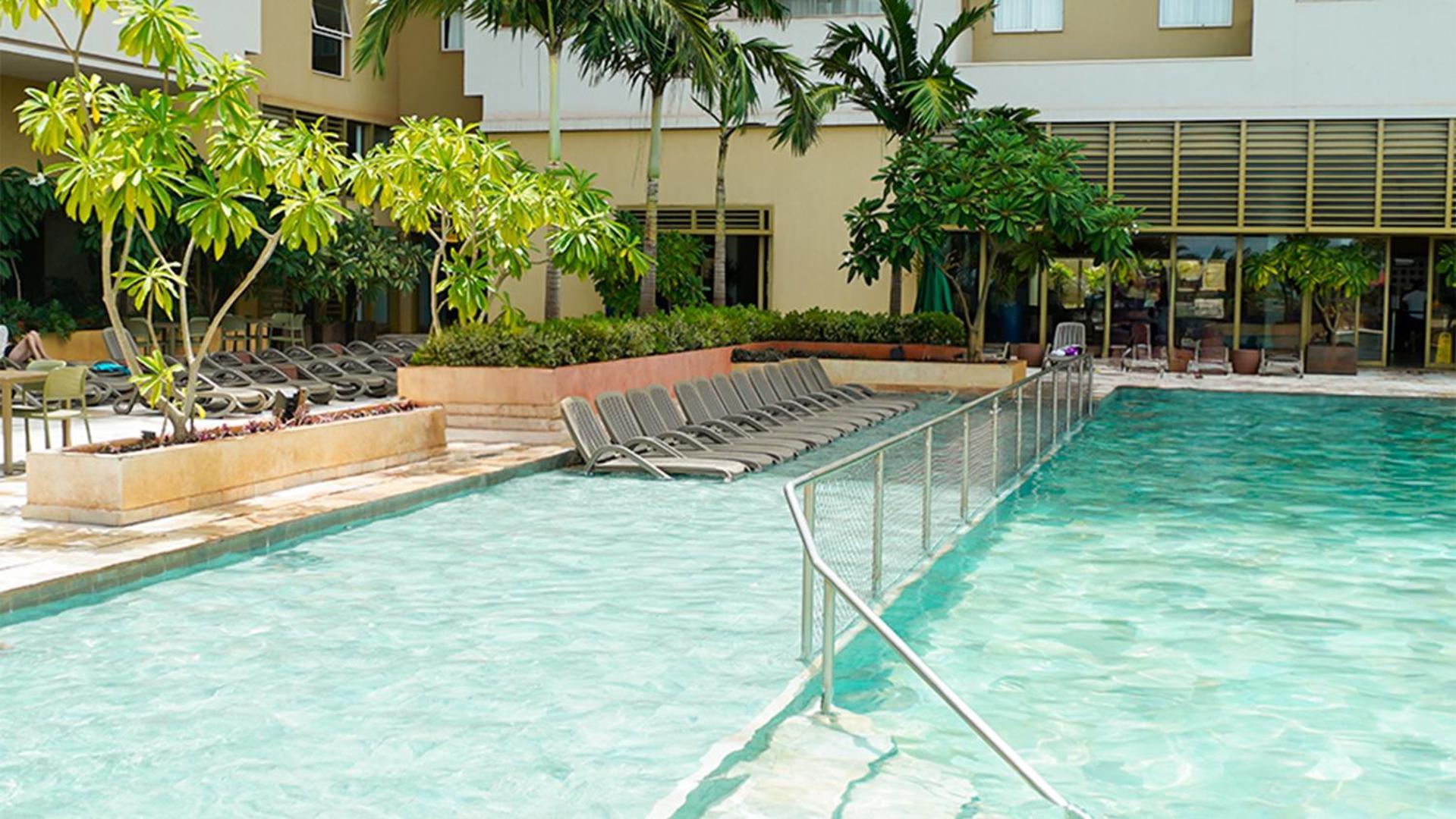 Hot Beach Suites Олимпия Экстерьер фото